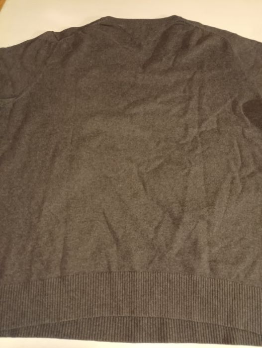 Camisola de homem em cinza escuro,de marca Tom Hilfiger, tamanho XXL