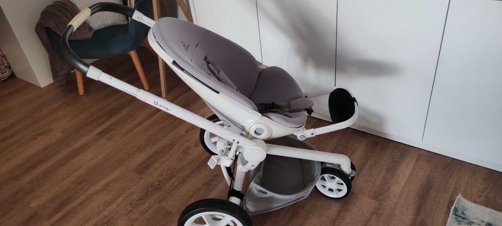 Carrinho bebe Quinny branco