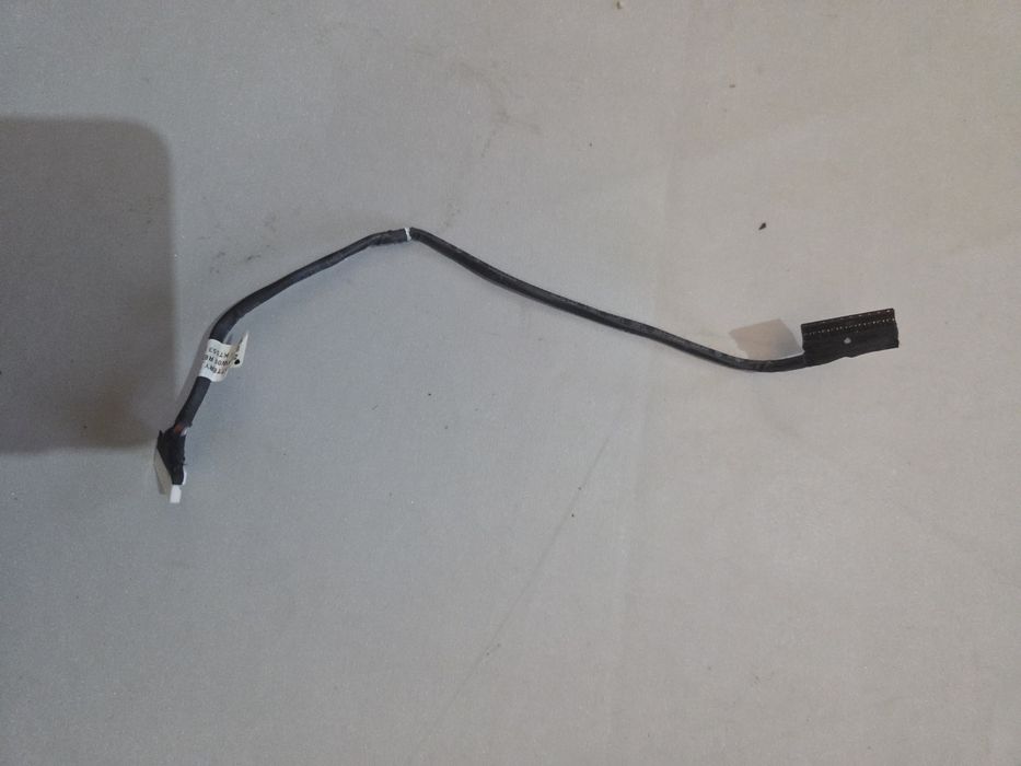 Sprzedam kabel od bateri do płyty glpwnej do laptopa DELL E5550 P37F