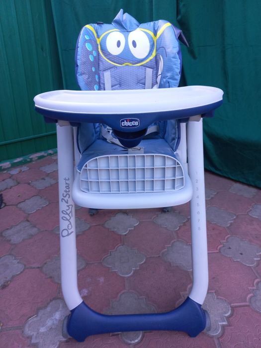 Продам стільчик для годування Chicco