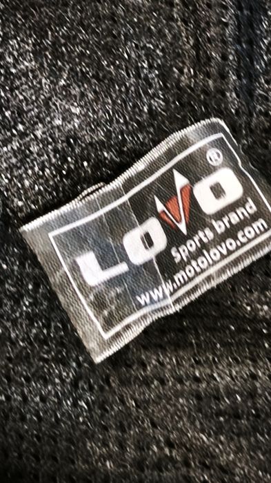 Casaco moto Lovo tamanho L inclui proteção d cotovelos e casaco interior chuva/frio