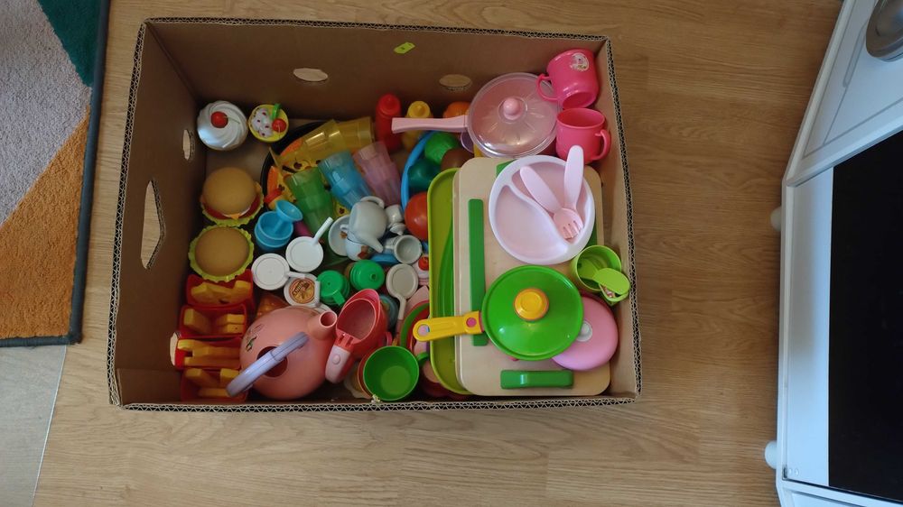 Kuchenka zabawkowa Kidkraft