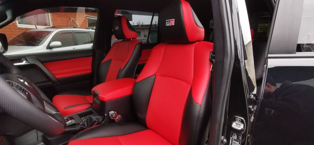 Перетяжка салона автомобиля.