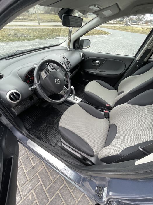 Nissan Note 2011 Автомат