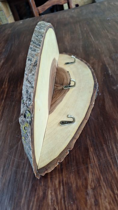 Półka wieszak. Ręczna robota. Długość 41 cm szerokość 14 cm