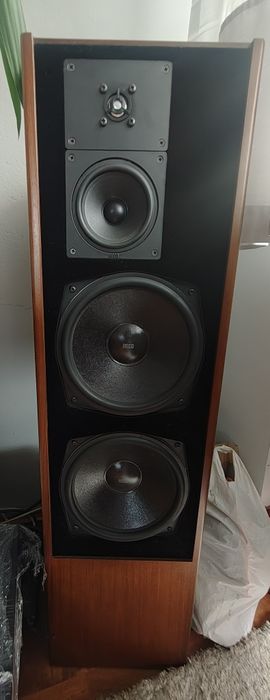Kolumny HECO Superior 830