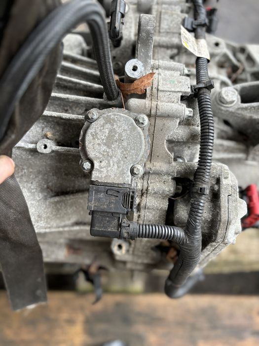 Коробка робот EDC DC4 000 001 Renault Megane 3