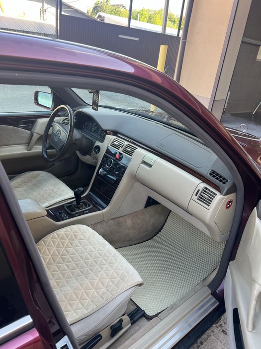 Mercedes w210 1996р 2.0 бенз