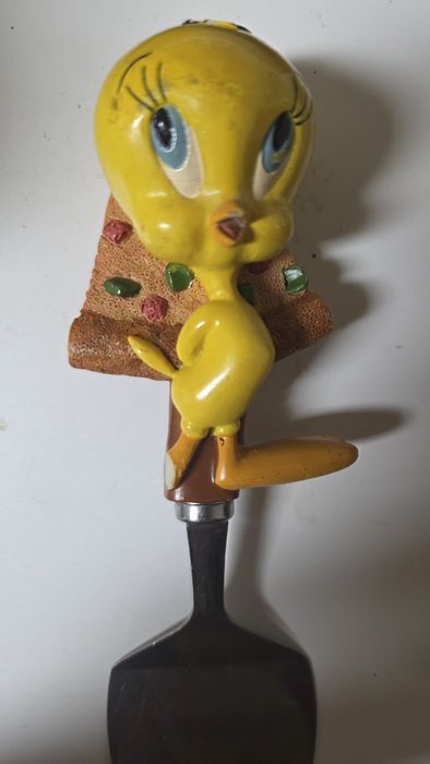 Kit para pizzas da telepizza piu piu e taz