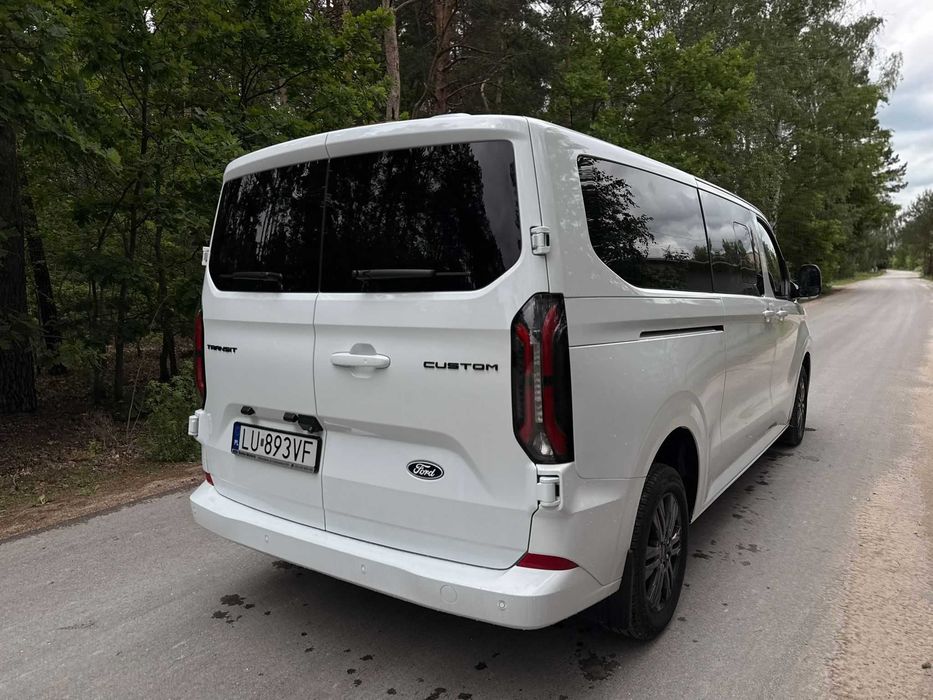 Wynajem busa 9-osobowego - FORD Transit Custom 2026