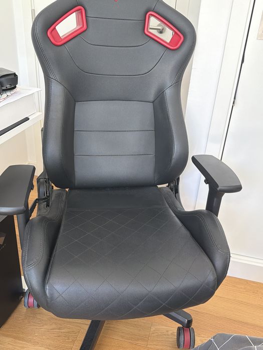 Cadeira Gaming HP OMEN (Premium) - Conforto e Ergonomia