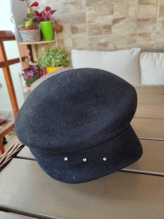 Продам новую элегантную женскую шляпу (кепи)