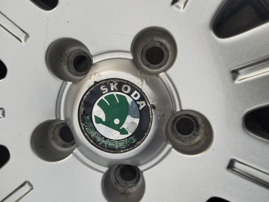 Alu felgi 5x112 skoda octavia yeti superb 205/50/17 VW audi