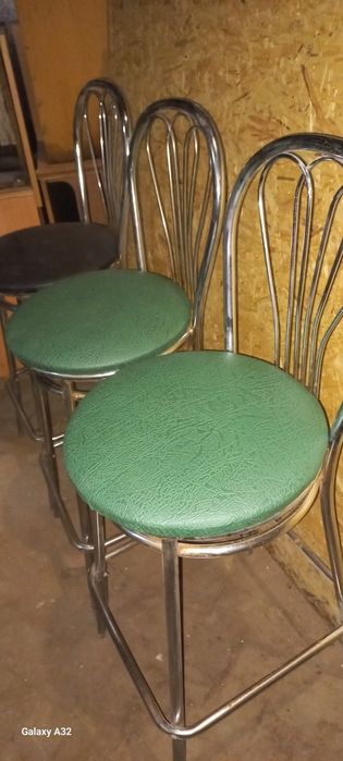 Стуло барное б/у продам