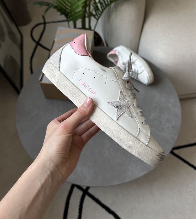 Жіночі крсоівки Golden Goose SuperStar with Gray Suede Star and Pink голден гус шкіряні