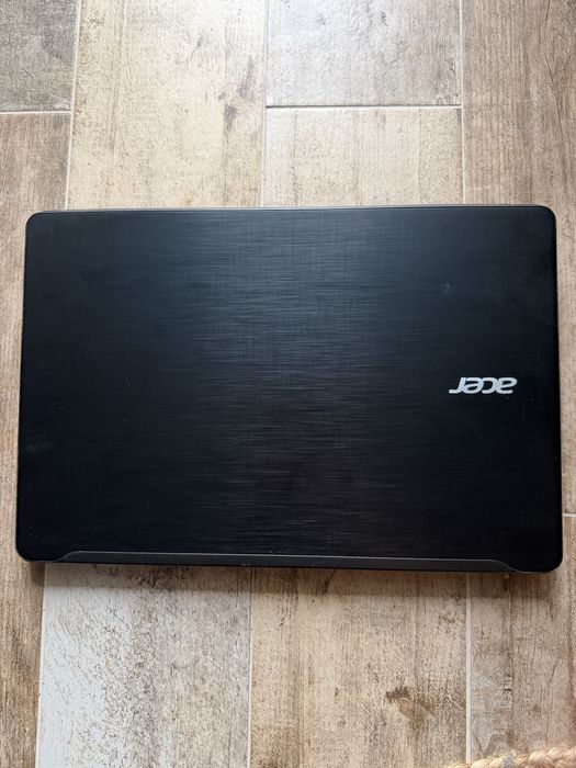 Laptop Acer Aspire F5-573G—762J