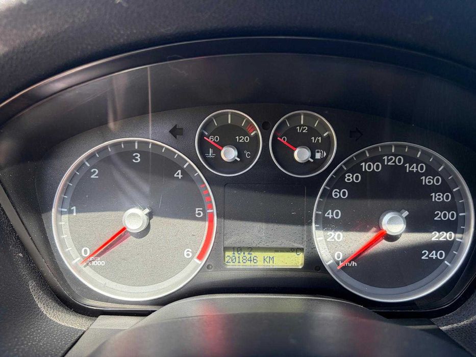 Vendo Ford Focus 2005 1.6cc, 109cv