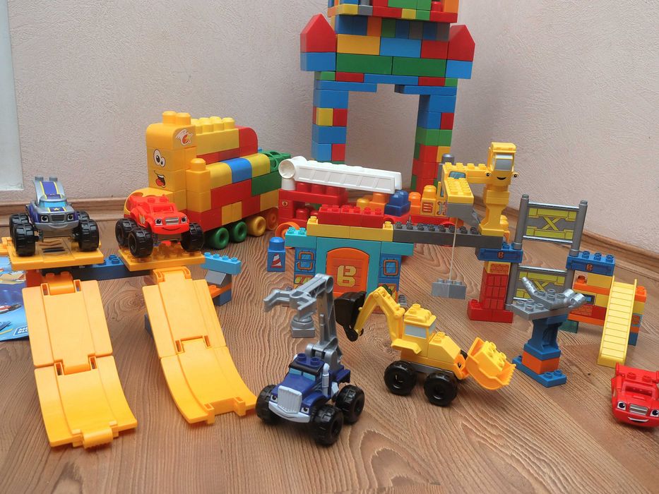 Конструктори Мега Блокс Mega Bloks, 1+