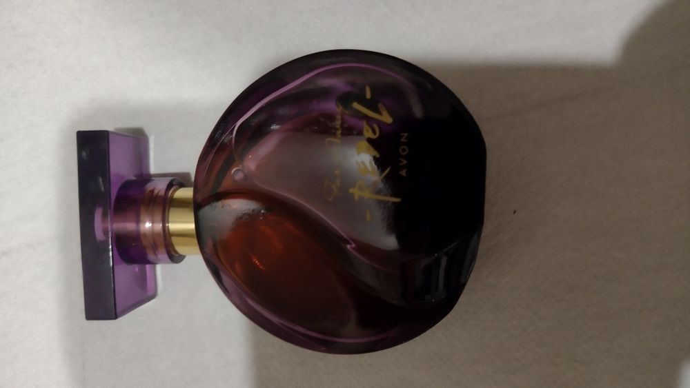 Perfumy damskie używane