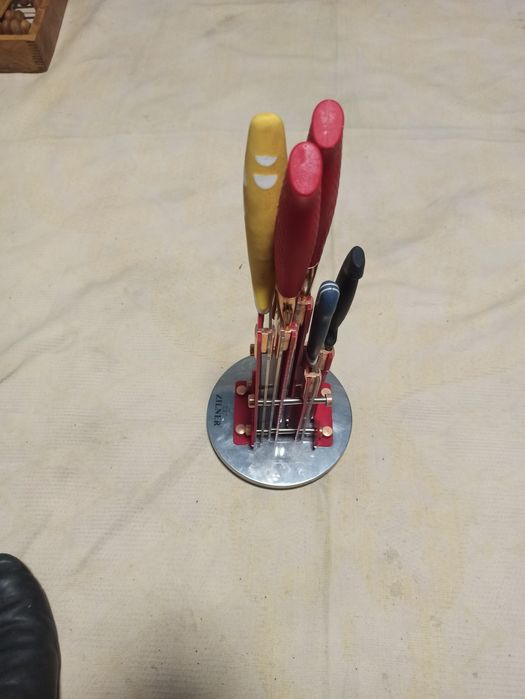 Набор кухонных ножей