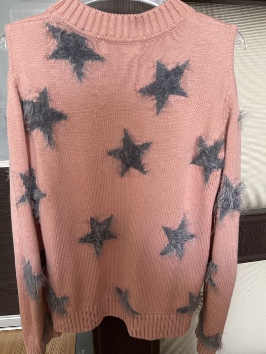 Продам свитер “Boboli”