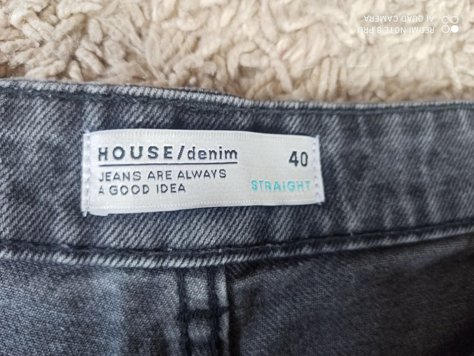 Damskie spodnie house straight rozmiar 40