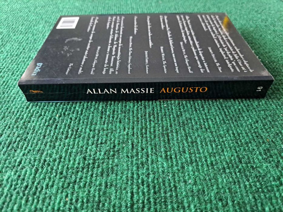 Augusto - Allan Massie