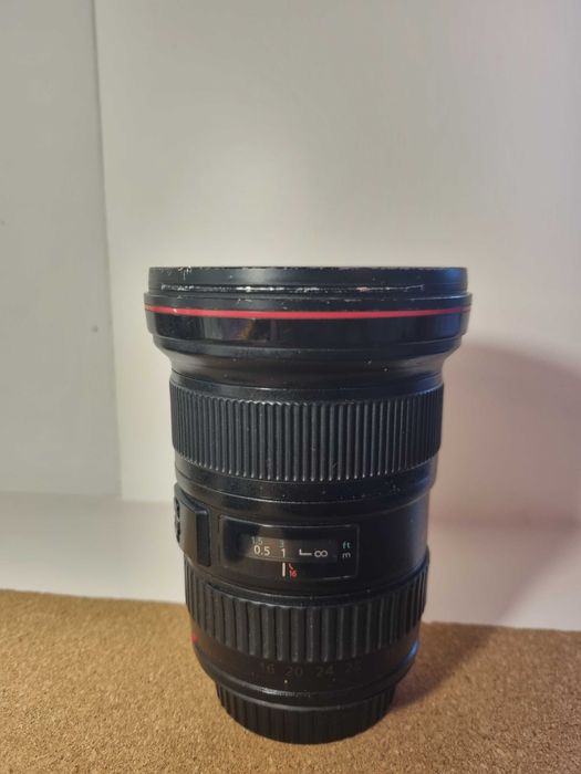 Canon 16-35mm f/2.8 L II USM