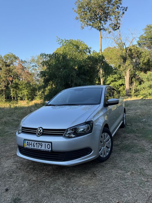 Volkswagen Polo 2013 седан, стан ідеал.