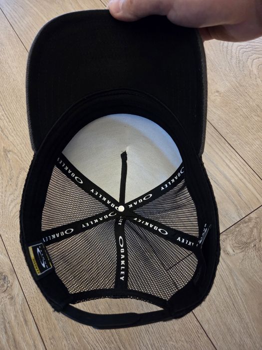Czapka z daszkiem trucker Oakley Chalten unisex