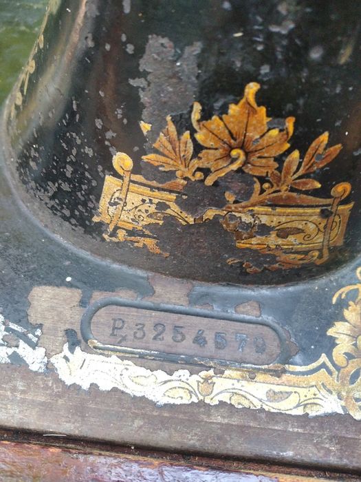 Винтажная Ножная швейная машинка