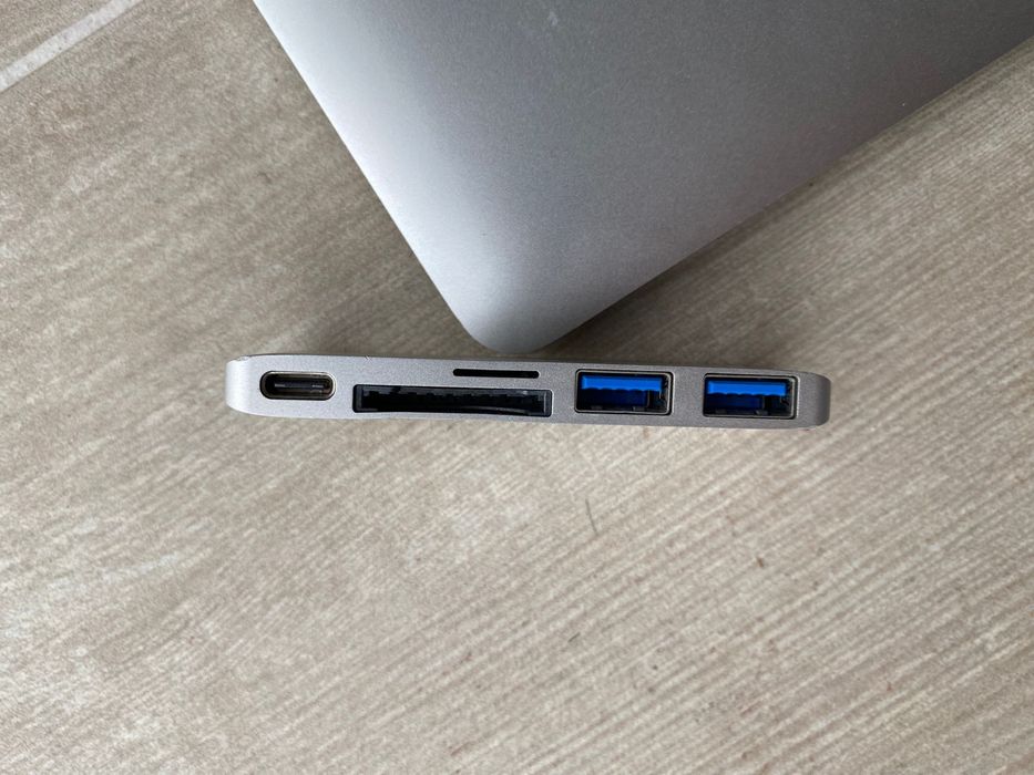 MacBook Retina 12” (2017)
