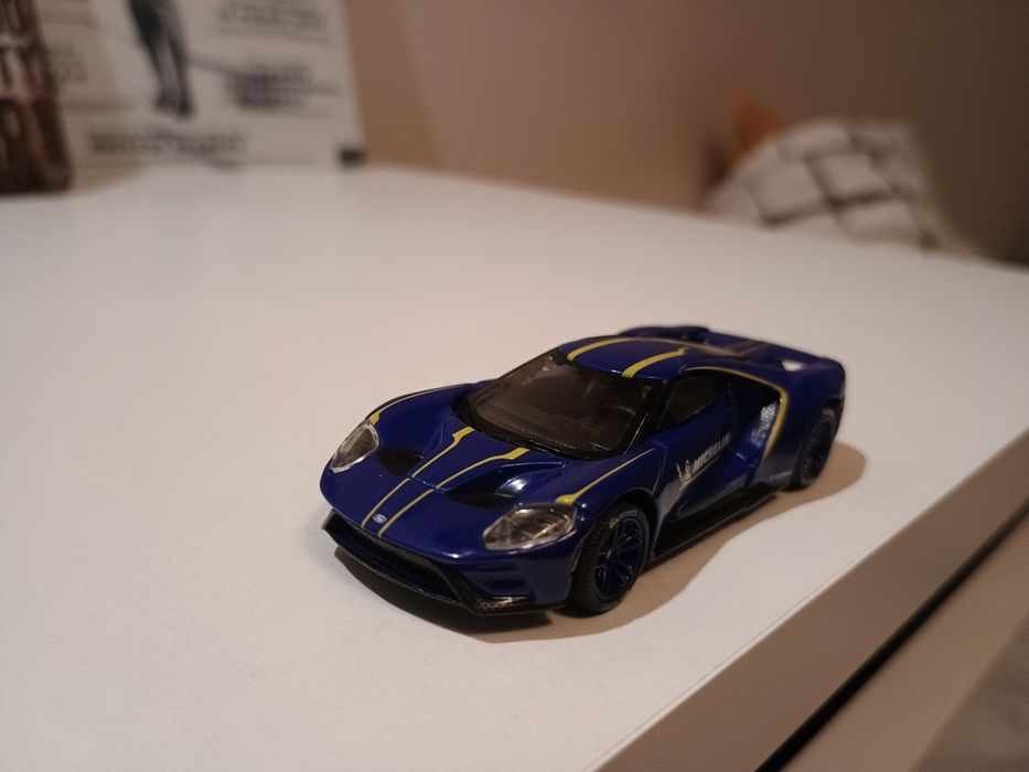 Greenlight 1:64 Ford GT40 Michelin