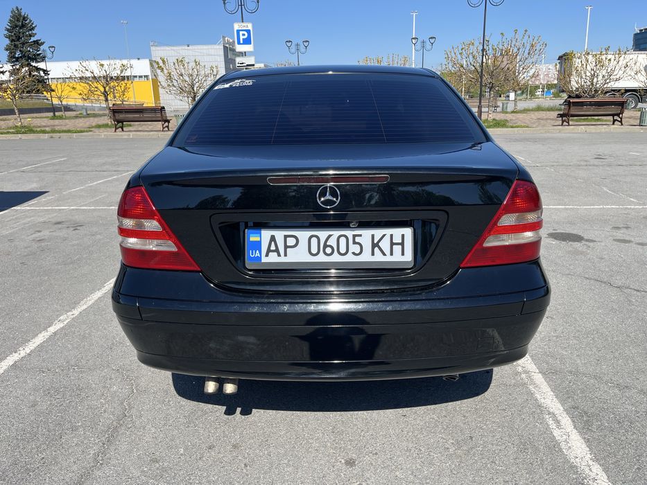 Продам W203 C200