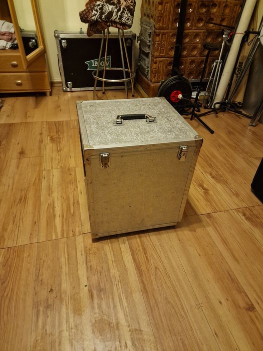Walizka, case aluminiowy dla DJ
