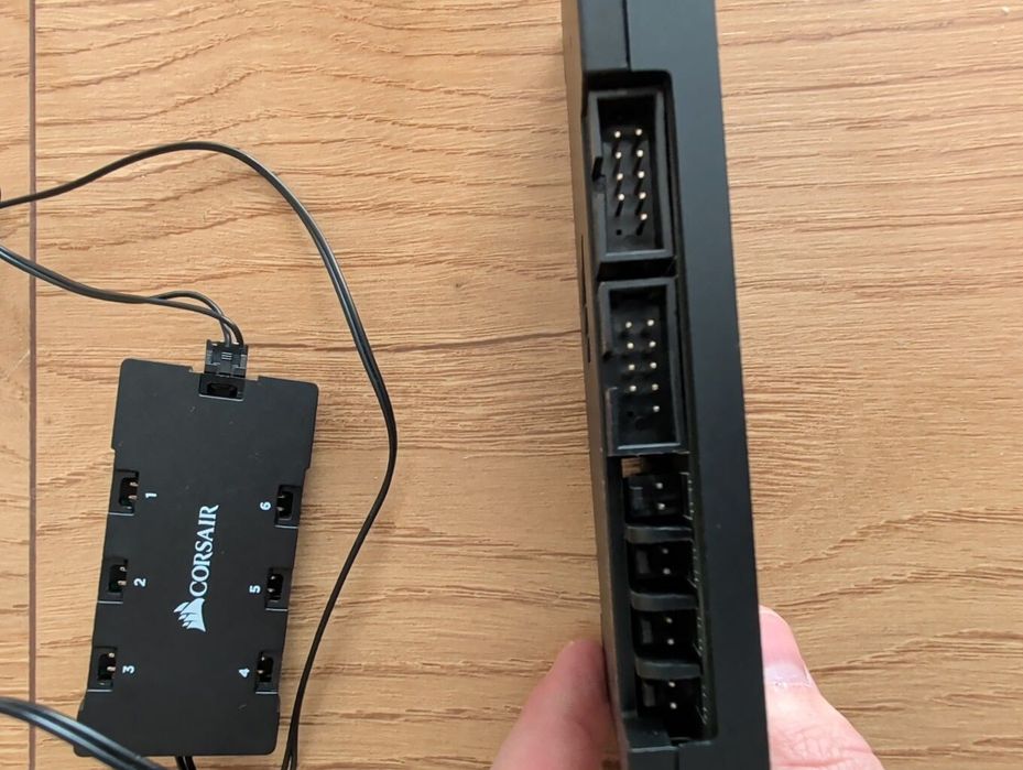 Corsair Commander PRO + Lighting Node PRO + RGB Fan Hub iCUE