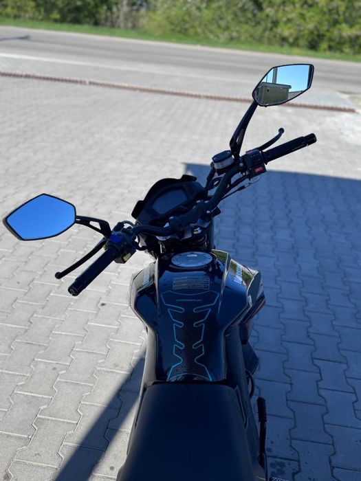 На документах переоформленя на місці ціна договірна