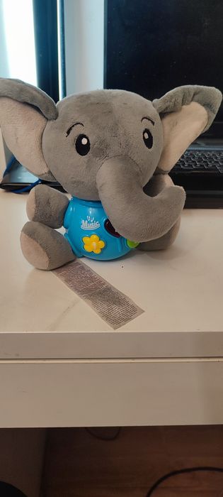 Pluszowy Słonik Interaktywny Pluszak Niebieski Grający 19 cm