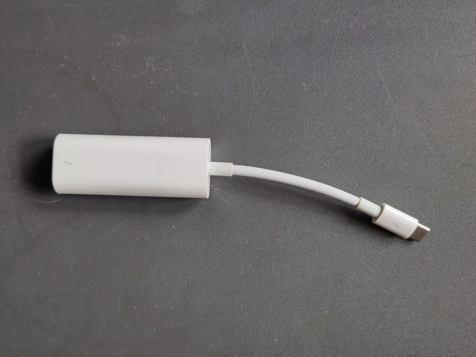 Apple adapter Thunderbolt 2 na Thunderbolt 3 (USB-C)