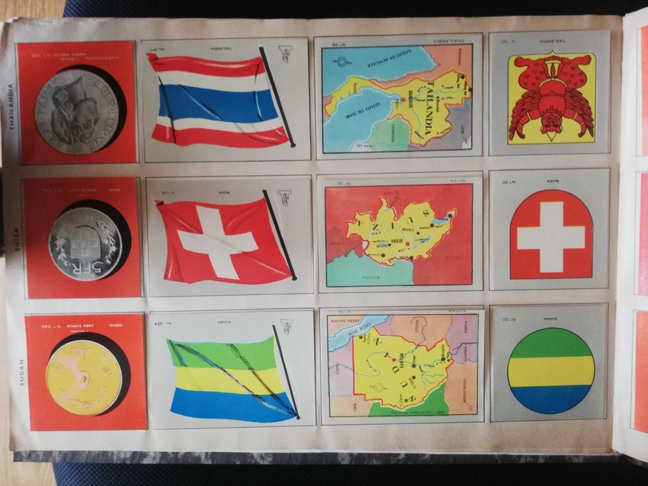 Caderneta Coleccion Universal