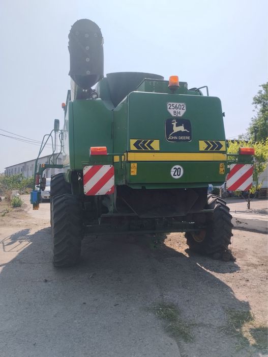 Продам комбаин Джон Дир 9780СТС 2001