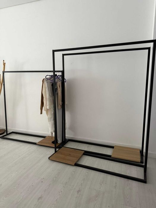 Estruturas/Expositores Loja Roupa + Manequins