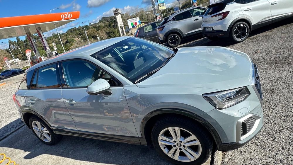 Audi Q2 30 TDI muito novo