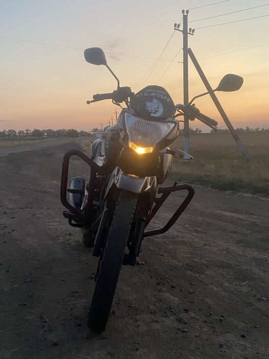 Продам Lifan лф 150 2е в хорошем состояние