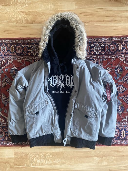 Бомбер по типу Alpha Industries