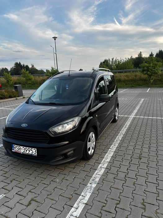 Ford transit courier. Osobowy śliczny. Klima. Dwoje drzwi rozsuwanych