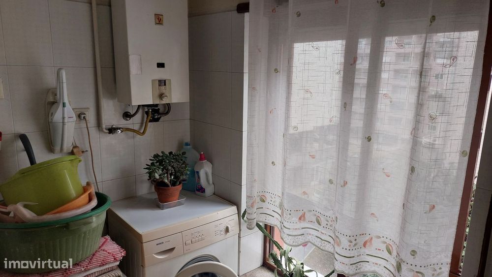 T4 com Garagem Box e Varandas | Zona Premium de Braga