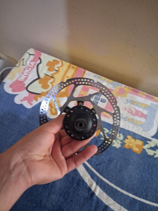 Cubo shimano deore de 32 raios e disco shimano