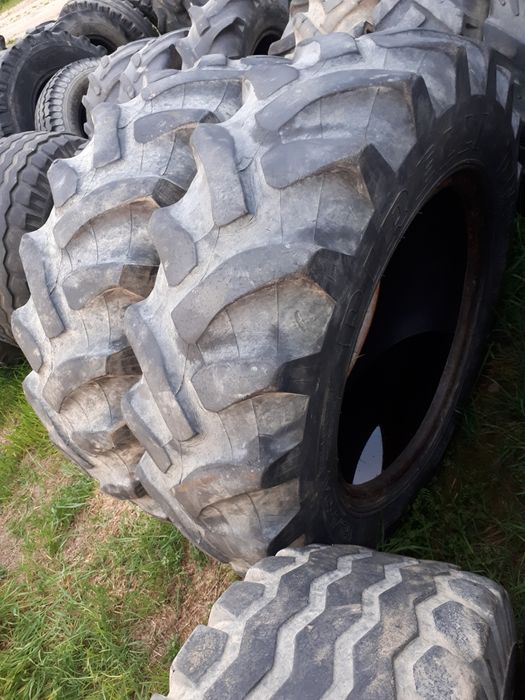 Opony leśne wzmocnione zachodnie PIRELLI 12.4 R - 24 (320/85) 360/70