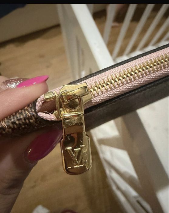 Pochette LV oryginal